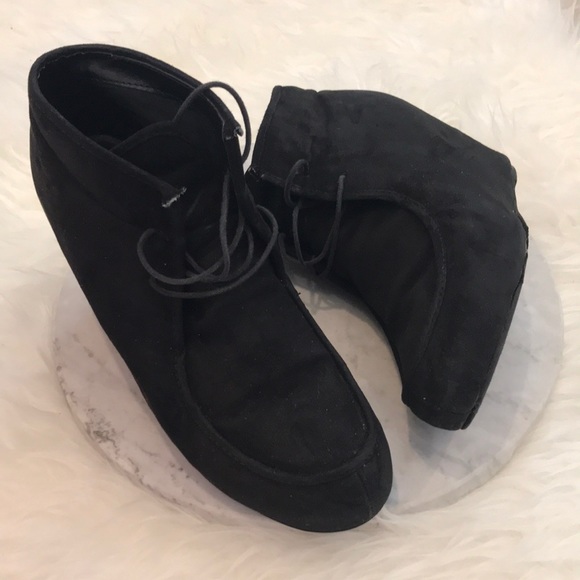 Black Hidden Wedge Chic Booties - Picture 8 of 8